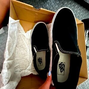 Vans Low Top Shoes Men’s 9.5/ Women’s 11.5